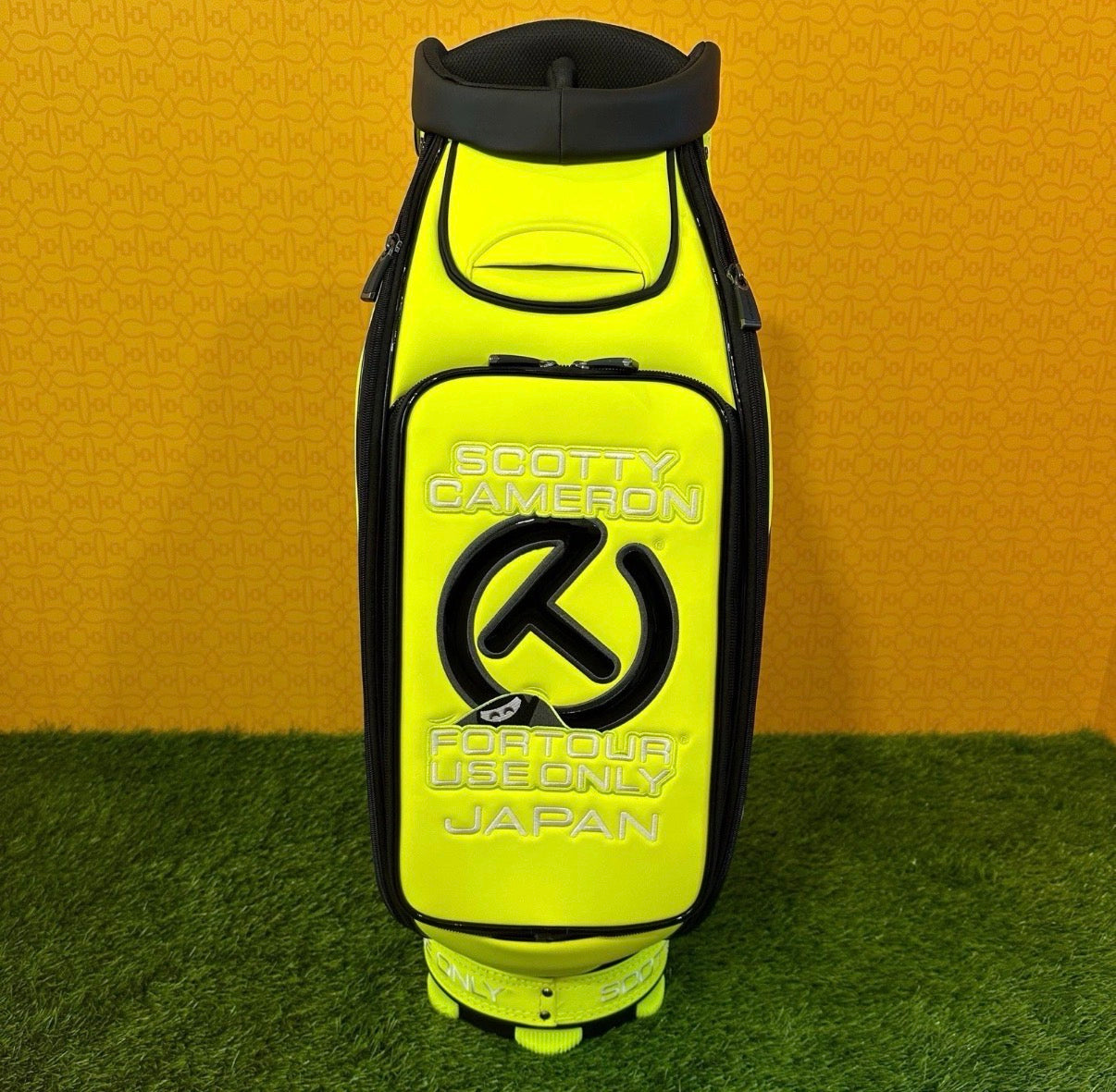 SCOTTY CAMERON CT TOUR EDDIE MAME STAFF BAG JAPAN LIME GREEN GOLF Circle T New