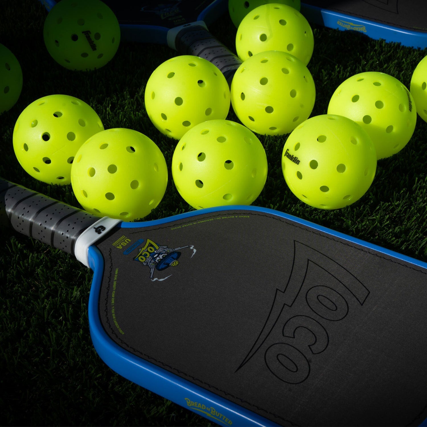 LOCO 16mm Elongated Carbon Fiber Pickleball Paddle