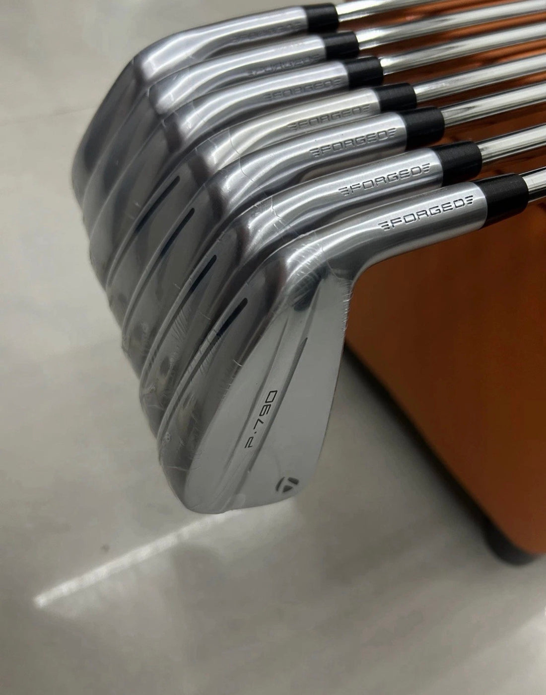 Taylormade P790 Iron Set